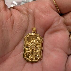 18l Saudi Gold Dragon Motif Pendant 💯 Real Gold Lightweight